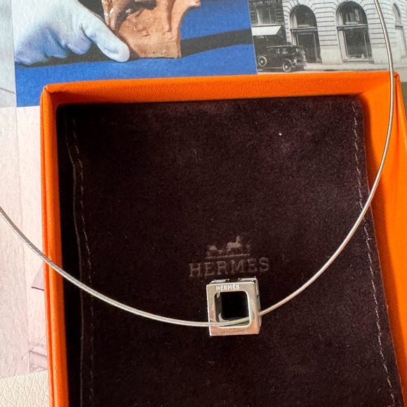 HERMES RARE Color Silver Tone Necklace with 2-Way H Pendant W/Box & Dust Bag - Picture 8 of 8